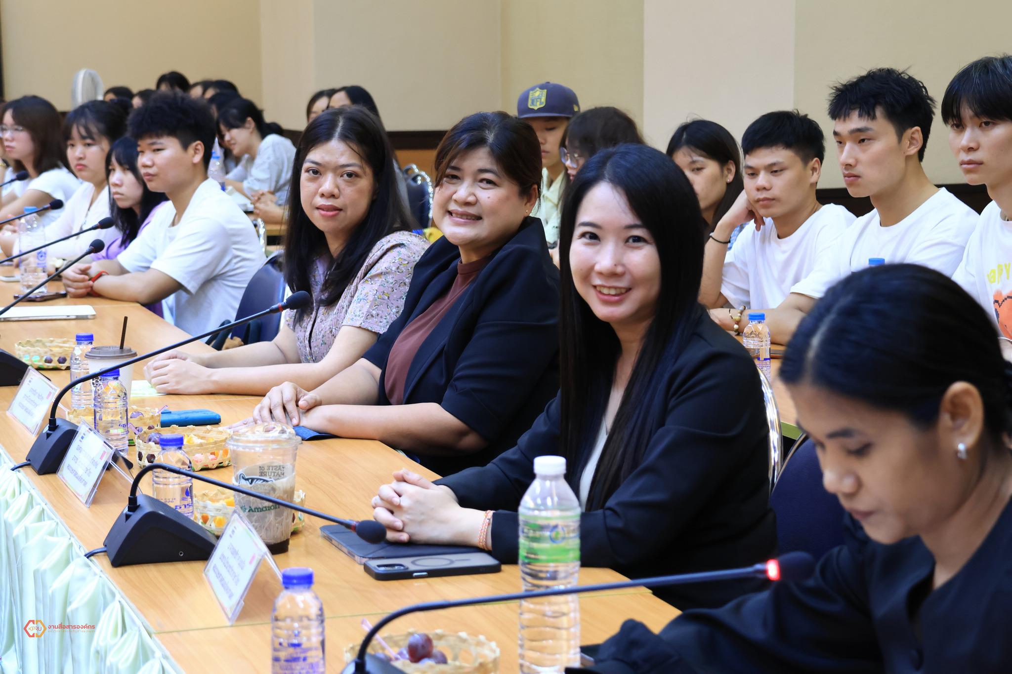 3. รับรองคณะผู้บริหารวิทยาลัยอาชีวศึกษาและเทคนิคสิบสองปันนา ประเทศสาธารณรัฐประชาชนจีน