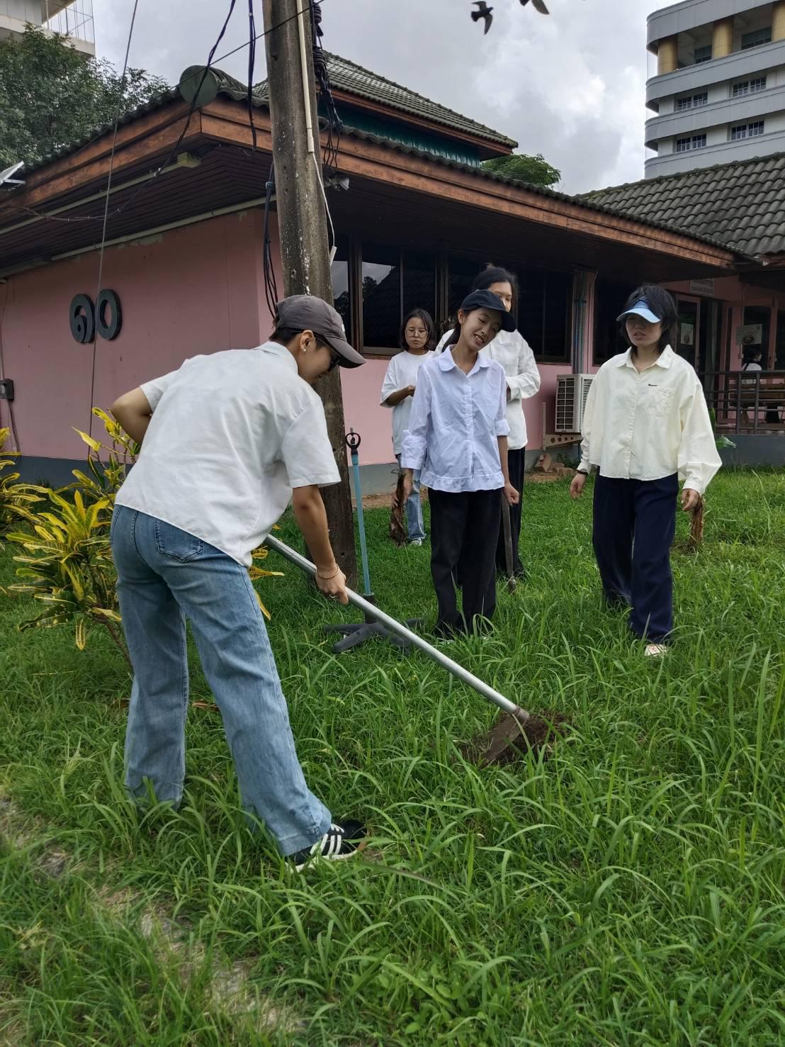 11. กิจกรรม IRAA Inter' Green Day