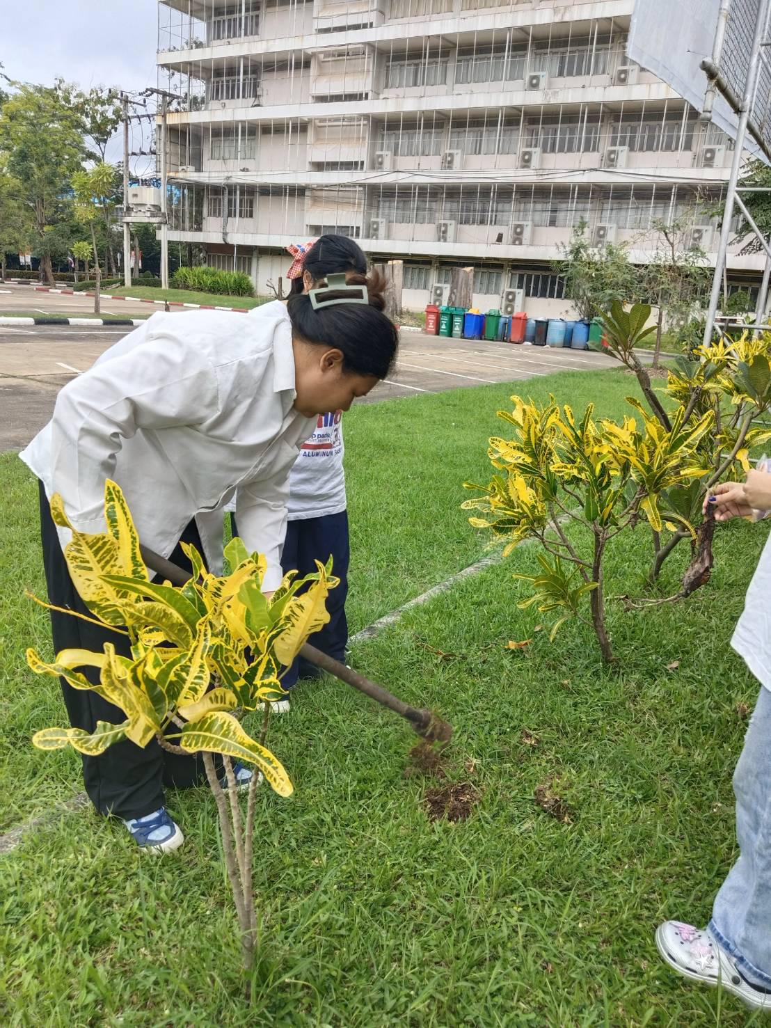 12. กิจกรรม IRAA Inter' Green Day