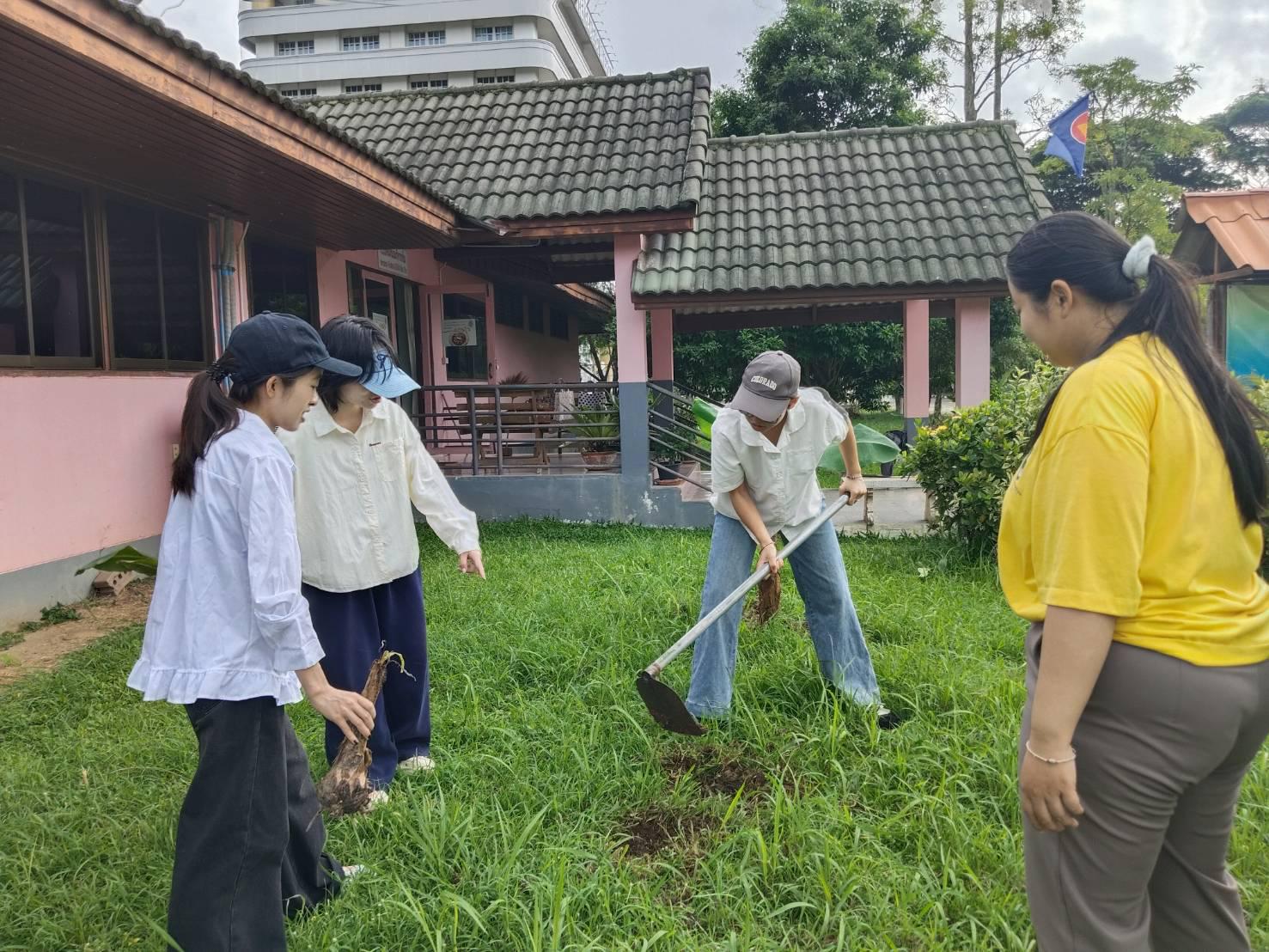 14. กิจกรรม IRAA Inter' Green Day