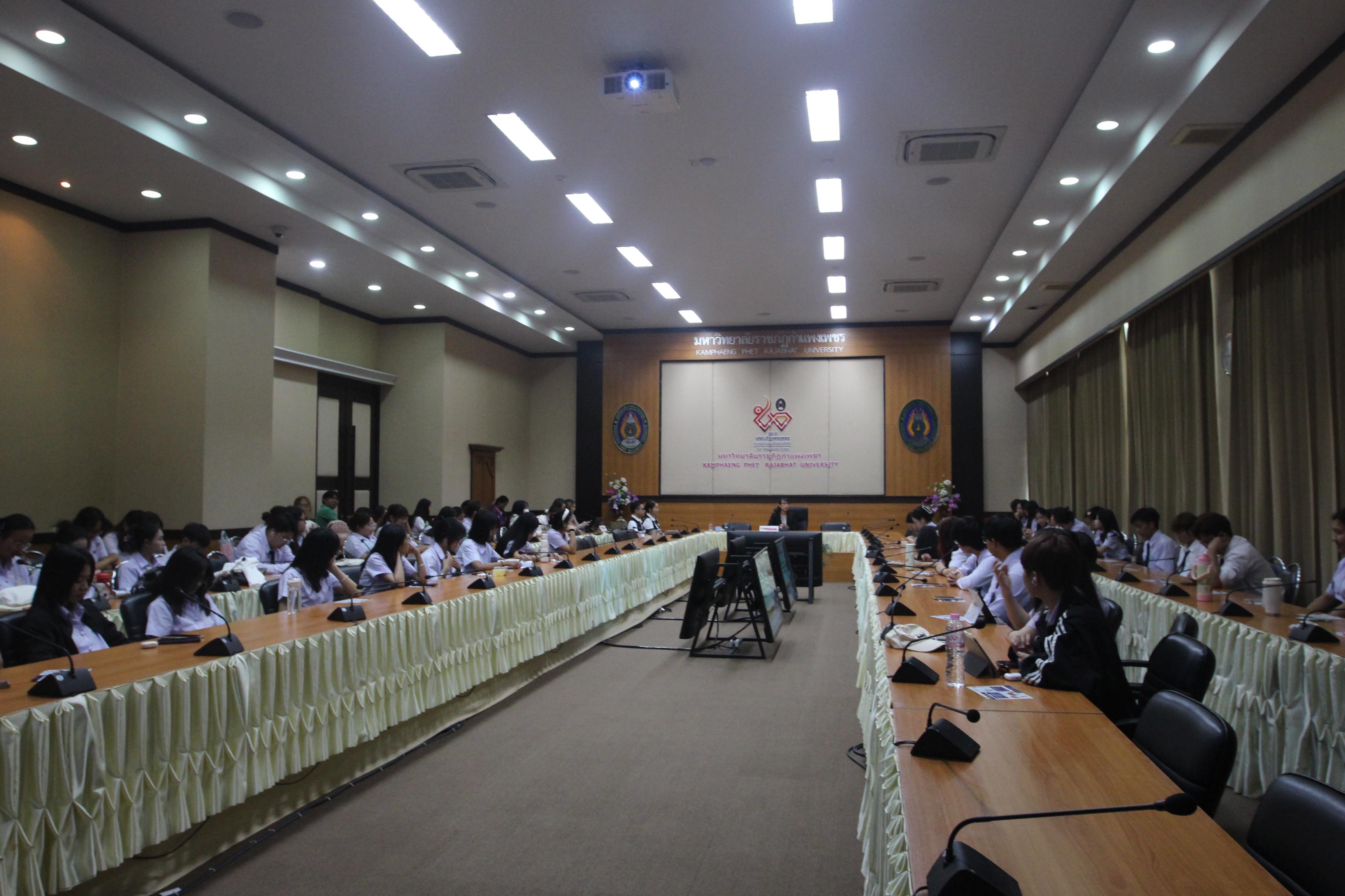 22. กิจกรรมอบรมให้ความรู้เกี่ยวกับงานตรวจคนเข้าเมือง งานจราจรและกฎหมายข้อควรรู้สำหรับนักศึกษาต่างชาติ ประจำปีการศึกษา 2568