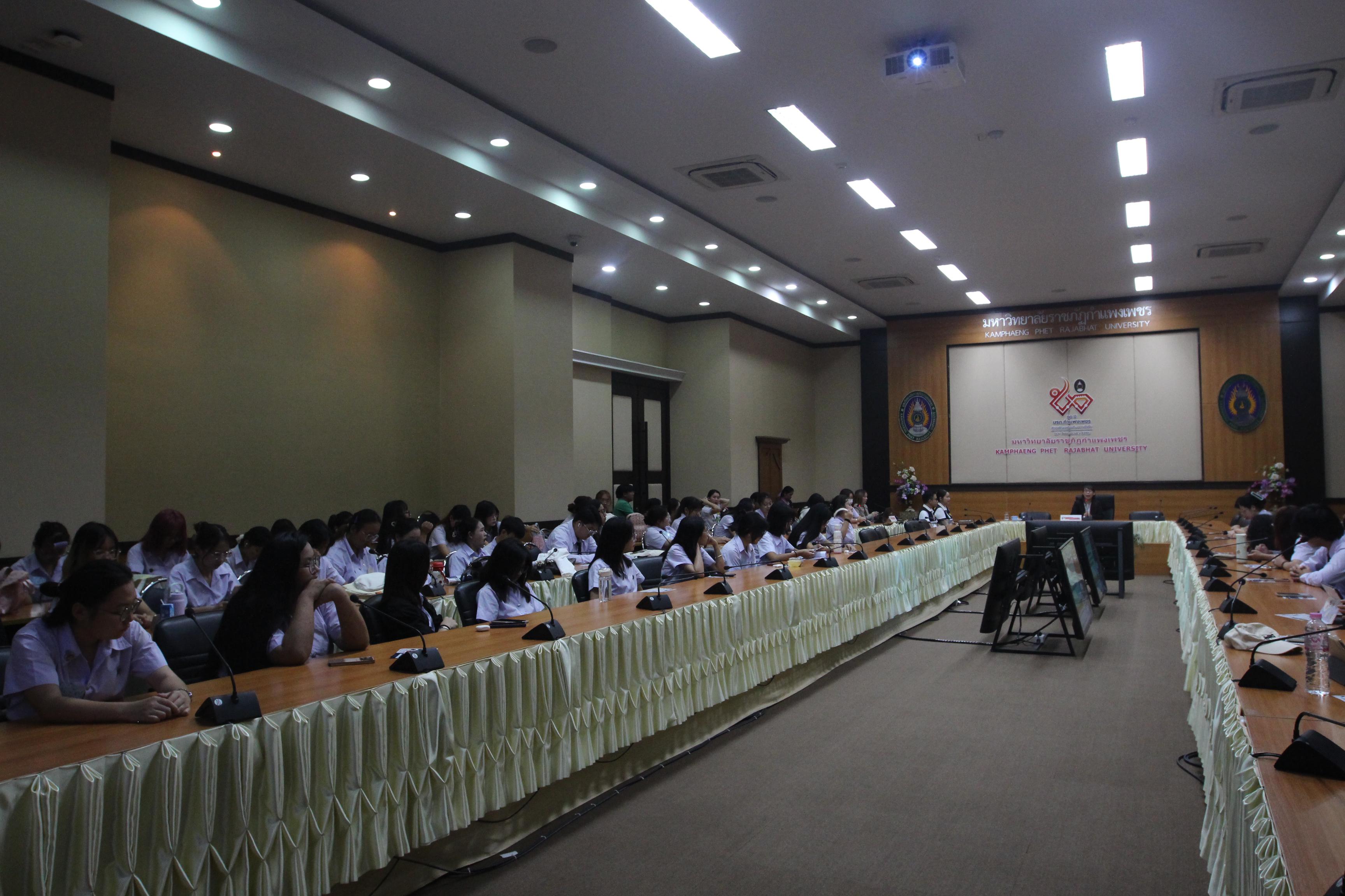 24. กิจกรรมอบรมให้ความรู้เกี่ยวกับงานตรวจคนเข้าเมือง งานจราจรและกฎหมายข้อควรรู้สำหรับนักศึกษาต่างชาติ ประจำปีการศึกษา 2568