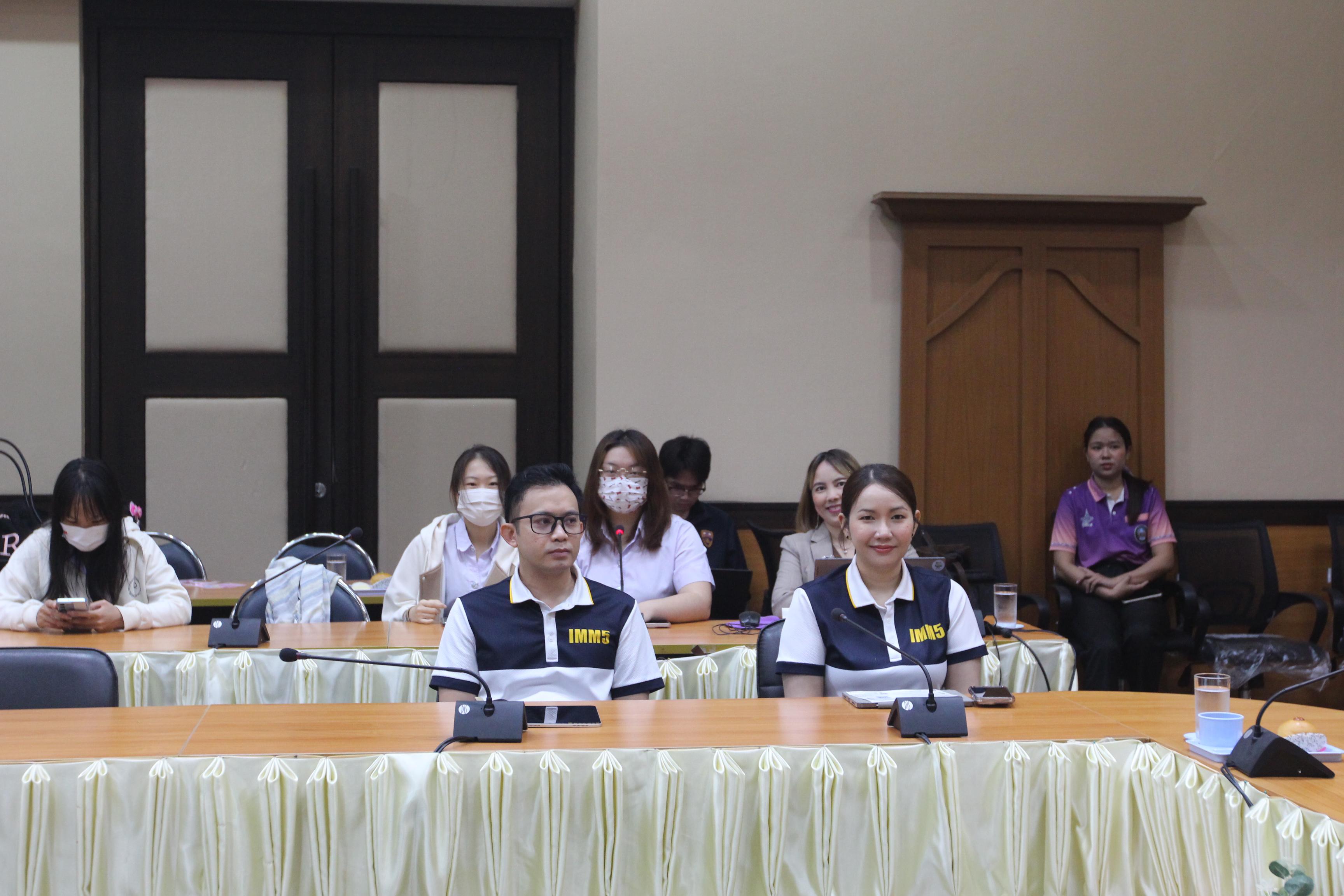 25. กิจกรรมอบรมให้ความรู้เกี่ยวกับงานตรวจคนเข้าเมือง งานจราจรและกฎหมายข้อควรรู้สำหรับนักศึกษาต่างชาติ ประจำปีการศึกษา 2568