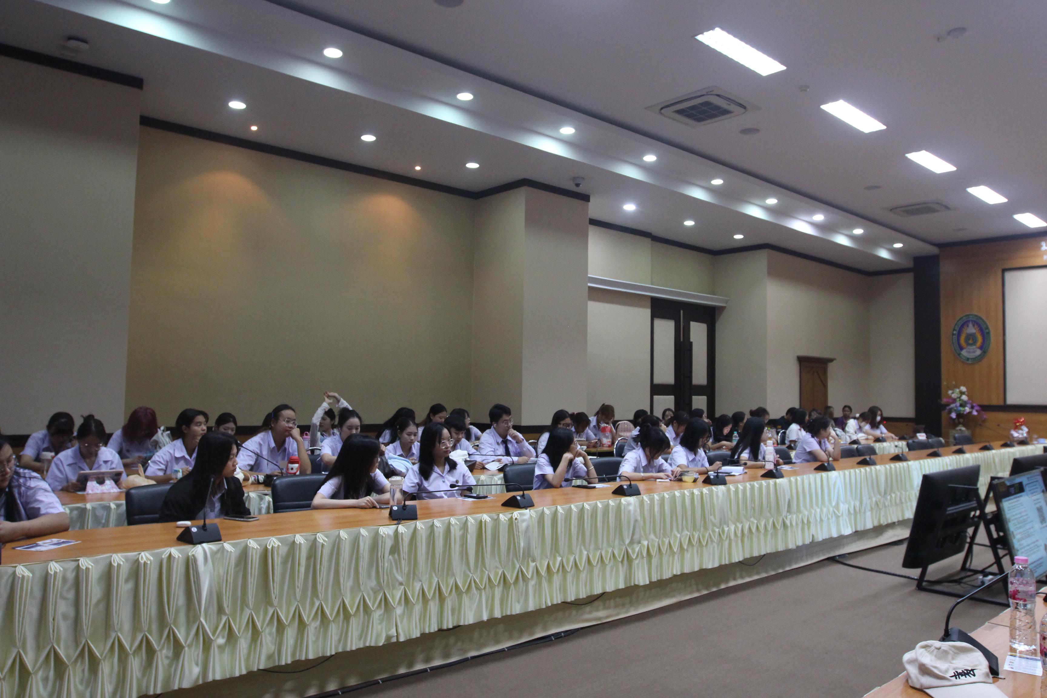 50. กิจกรรมอบรมให้ความรู้เกี่ยวกับงานตรวจคนเข้าเมือง งานจราจรและกฎหมายข้อควรรู้สำหรับนักศึกษาต่างชาติ ประจำปีการศึกษา 2568