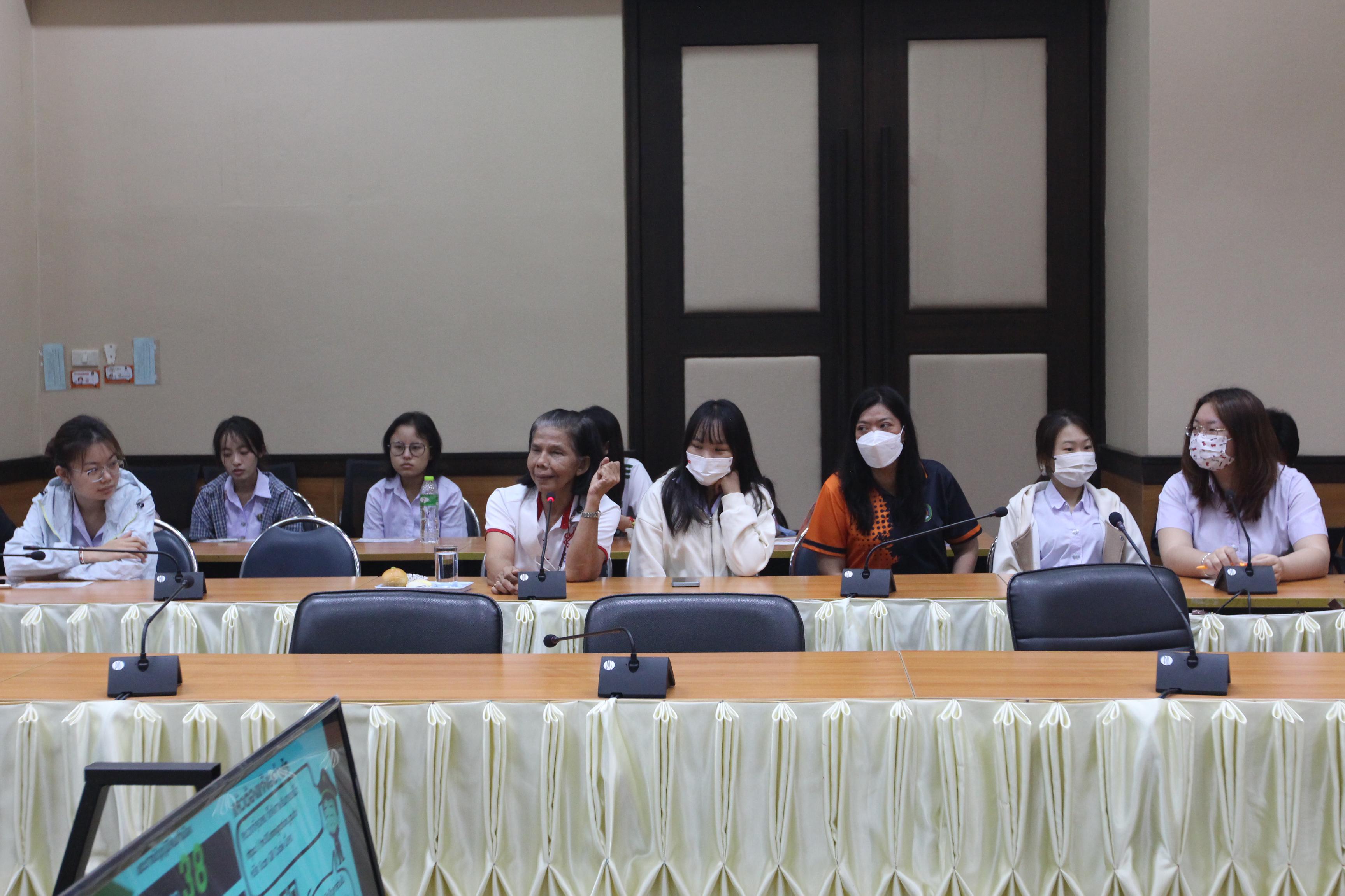 79. กิจกรรมอบรมให้ความรู้เกี่ยวกับงานตรวจคนเข้าเมือง งานจราจรและกฎหมายข้อควรรู้สำหรับนักศึกษาต่างชาติ ประจำปีการศึกษา 2568