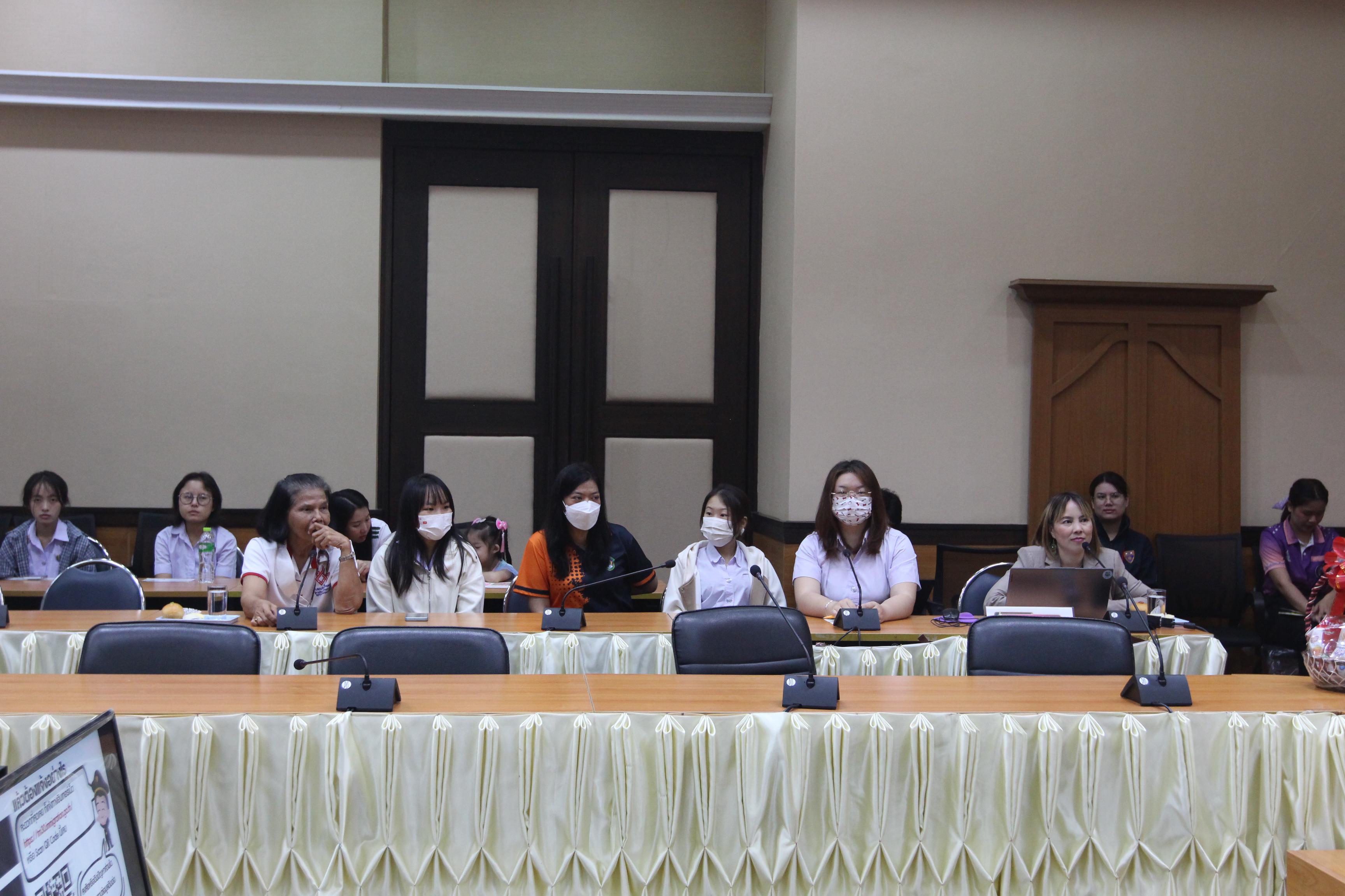 81. กิจกรรมอบรมให้ความรู้เกี่ยวกับงานตรวจคนเข้าเมือง งานจราจรและกฎหมายข้อควรรู้สำหรับนักศึกษาต่างชาติ ประจำปีการศึกษา 2568