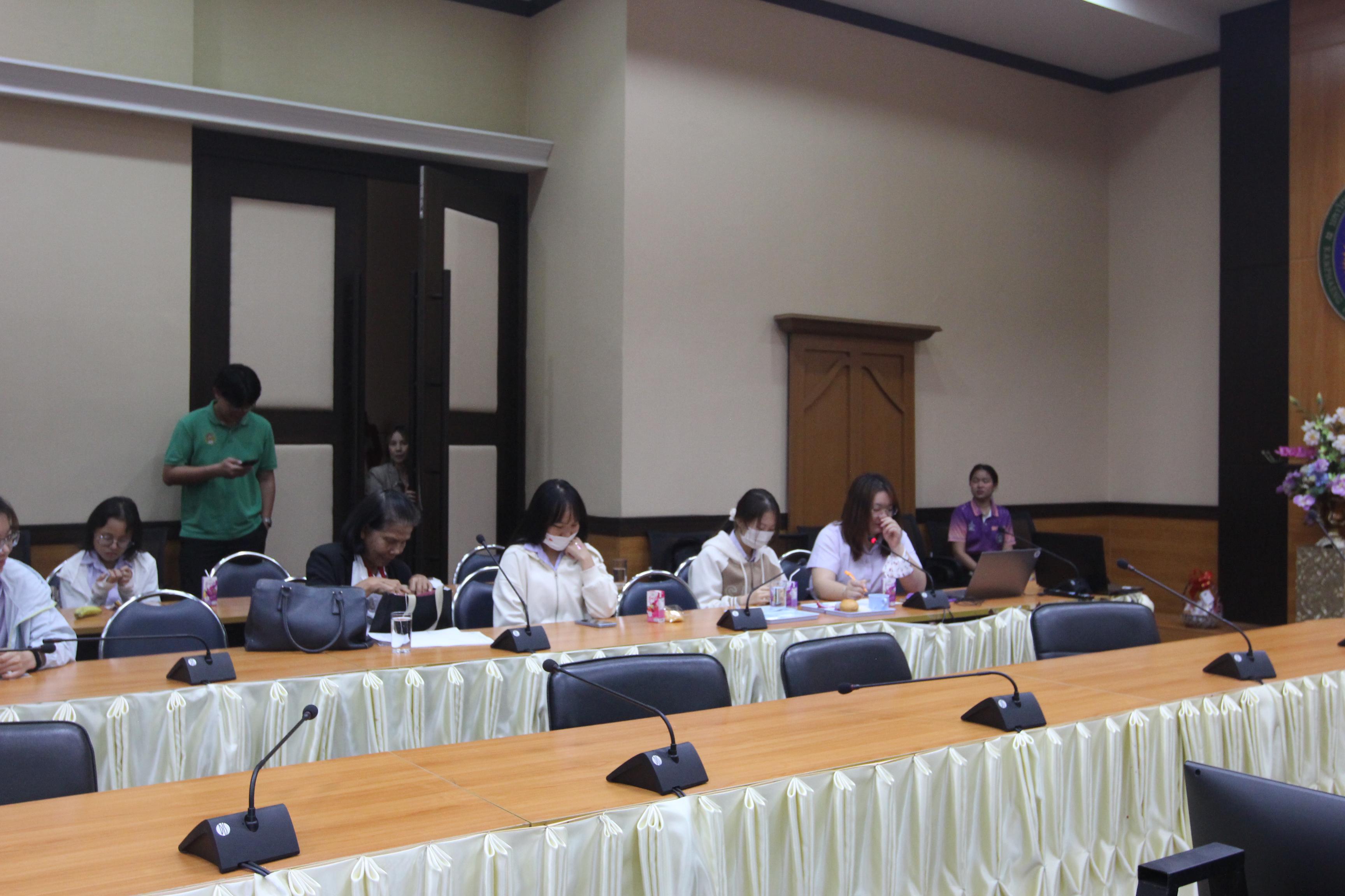 118. กิจกรรมอบรมให้ความรู้เกี่ยวกับงานตรวจคนเข้าเมือง งานจราจรและกฎหมายข้อควรรู้สำหรับนักศึกษาต่างชาติ ประจำปีการศึกษา 2568