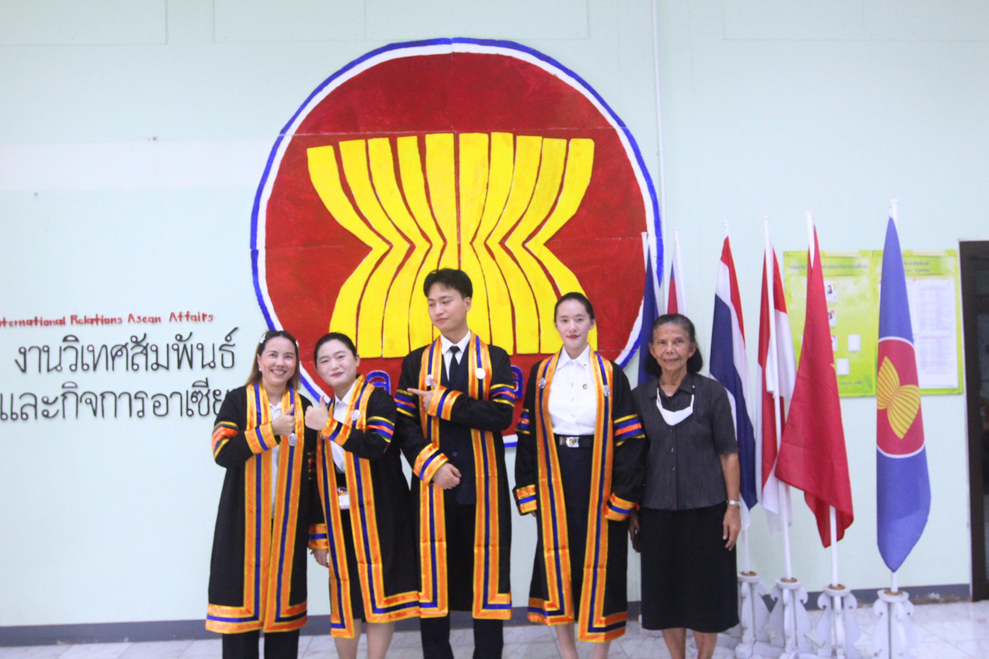 4. บัณฑิตตต่างชาติเข้ารับพระราชทานปริญญาบัตร ประจำปี 2568