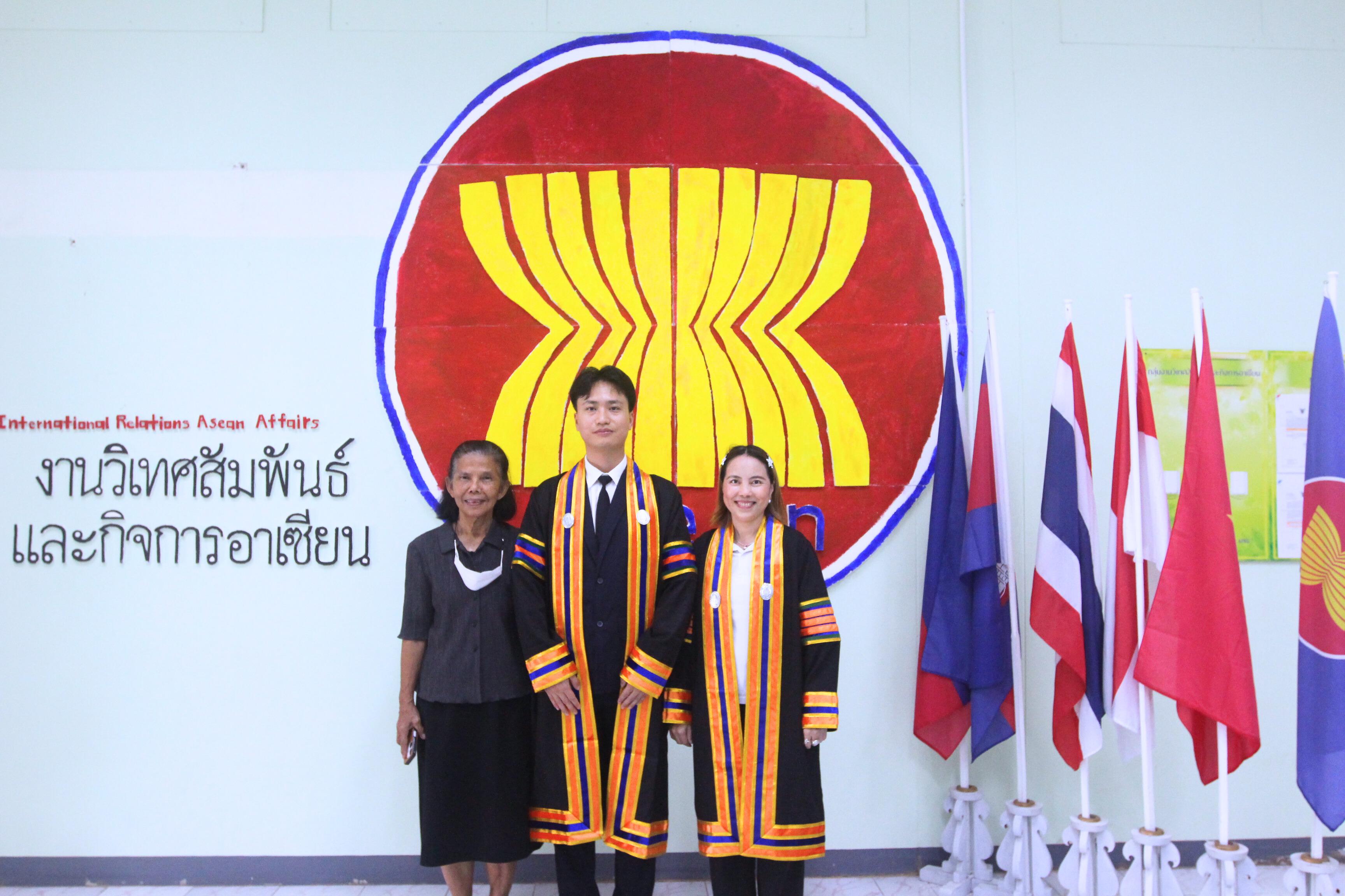 6. บัณฑิตตต่างชาติเข้ารับพระราชทานปริญญาบัตร ประจำปี 2568