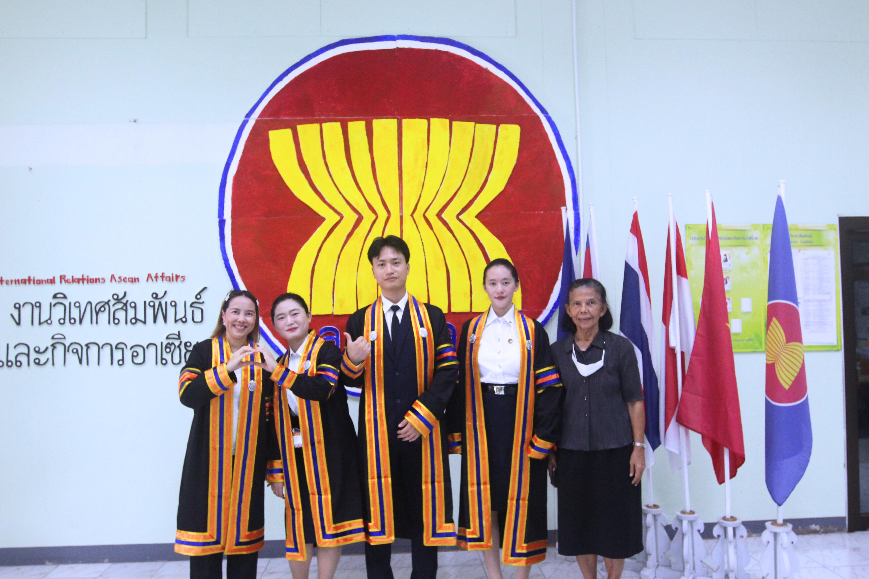 8. บัณฑิตตต่างชาติเข้ารับพระราชทานปริญญาบัตร ประจำปี 2568