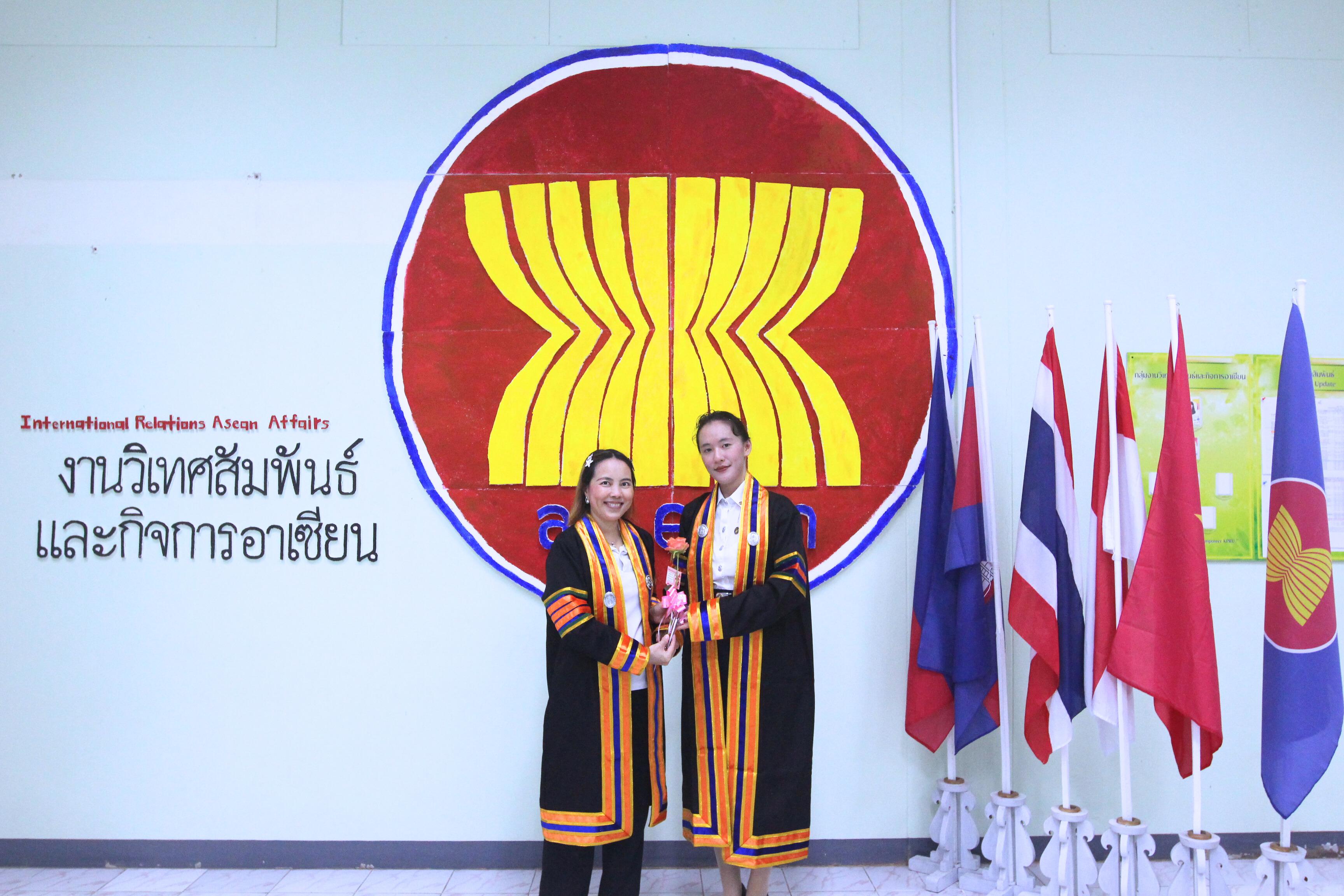 25. บัณฑิตตต่างชาติเข้ารับพระราชทานปริญญาบัตร ประจำปี 2568