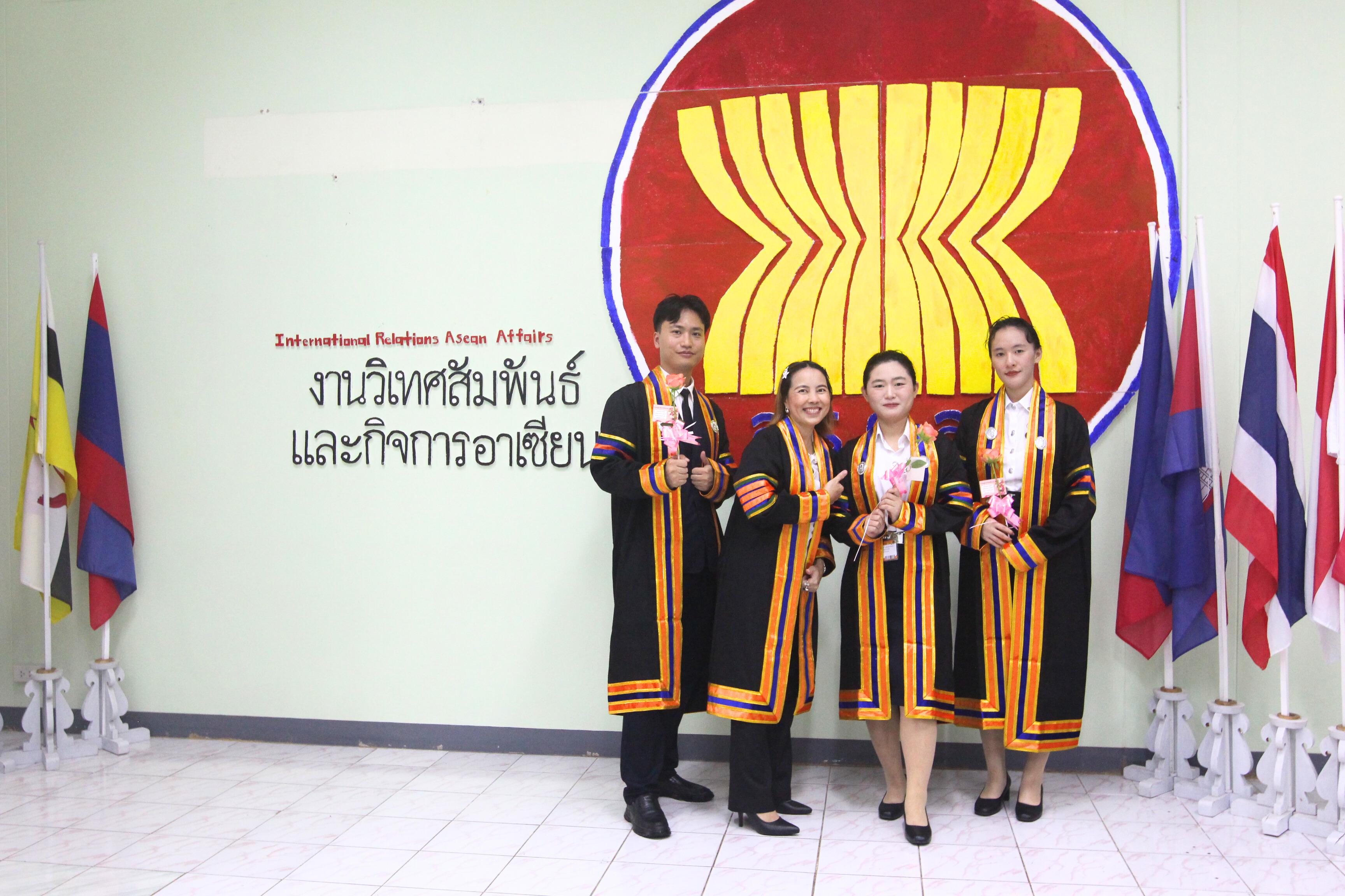 50. บัณฑิตตต่างชาติเข้ารับพระราชทานปริญญาบัตร ประจำปี 2568