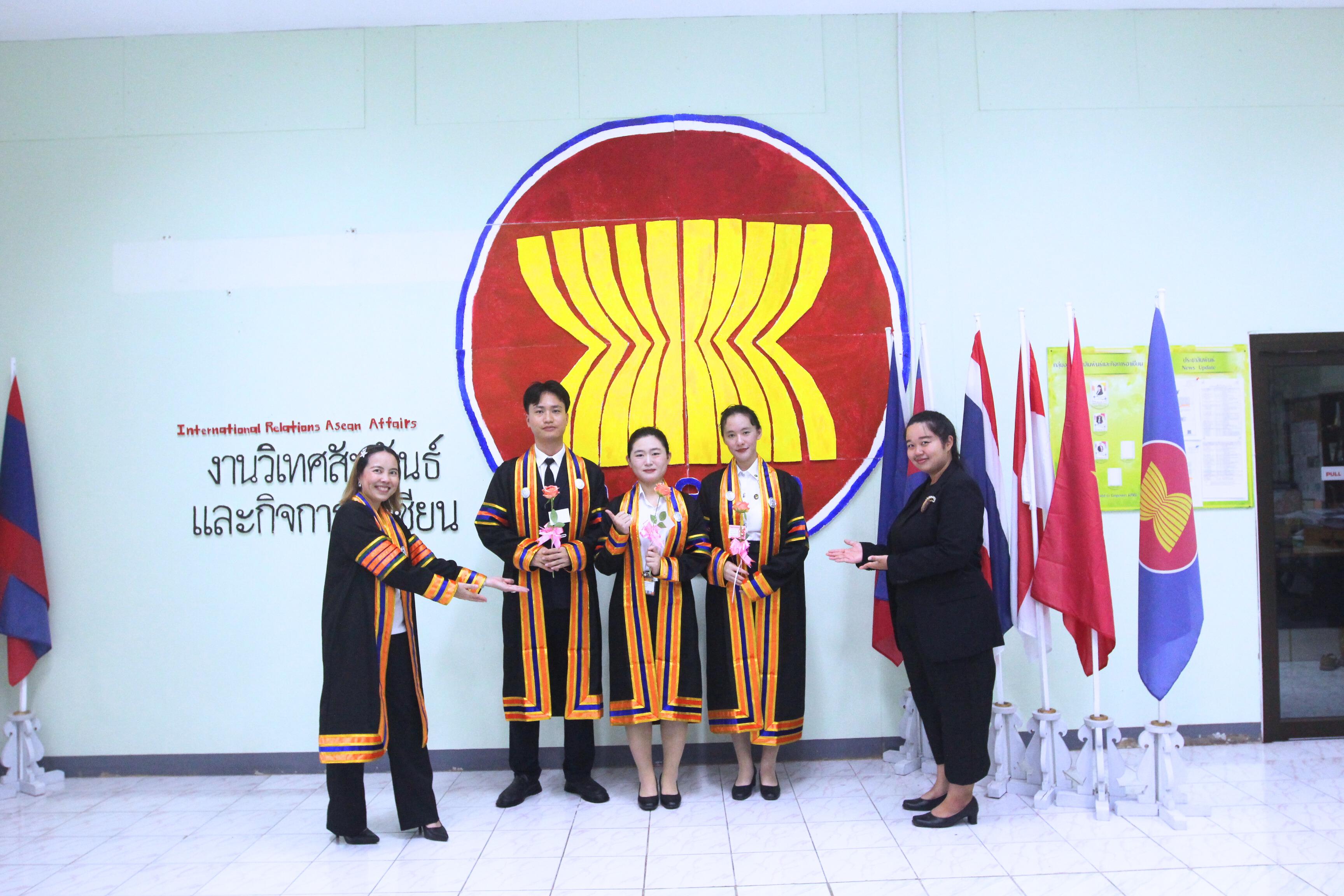 52. บัณฑิตตต่างชาติเข้ารับพระราชทานปริญญาบัตร ประจำปี 2568