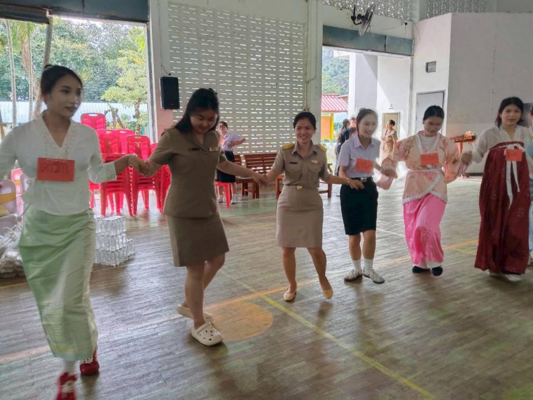 3. กิจกรรมนักศึกษาต่างชาติบริการวิชาการและทัศนศึกษา ครั้งที่ 1