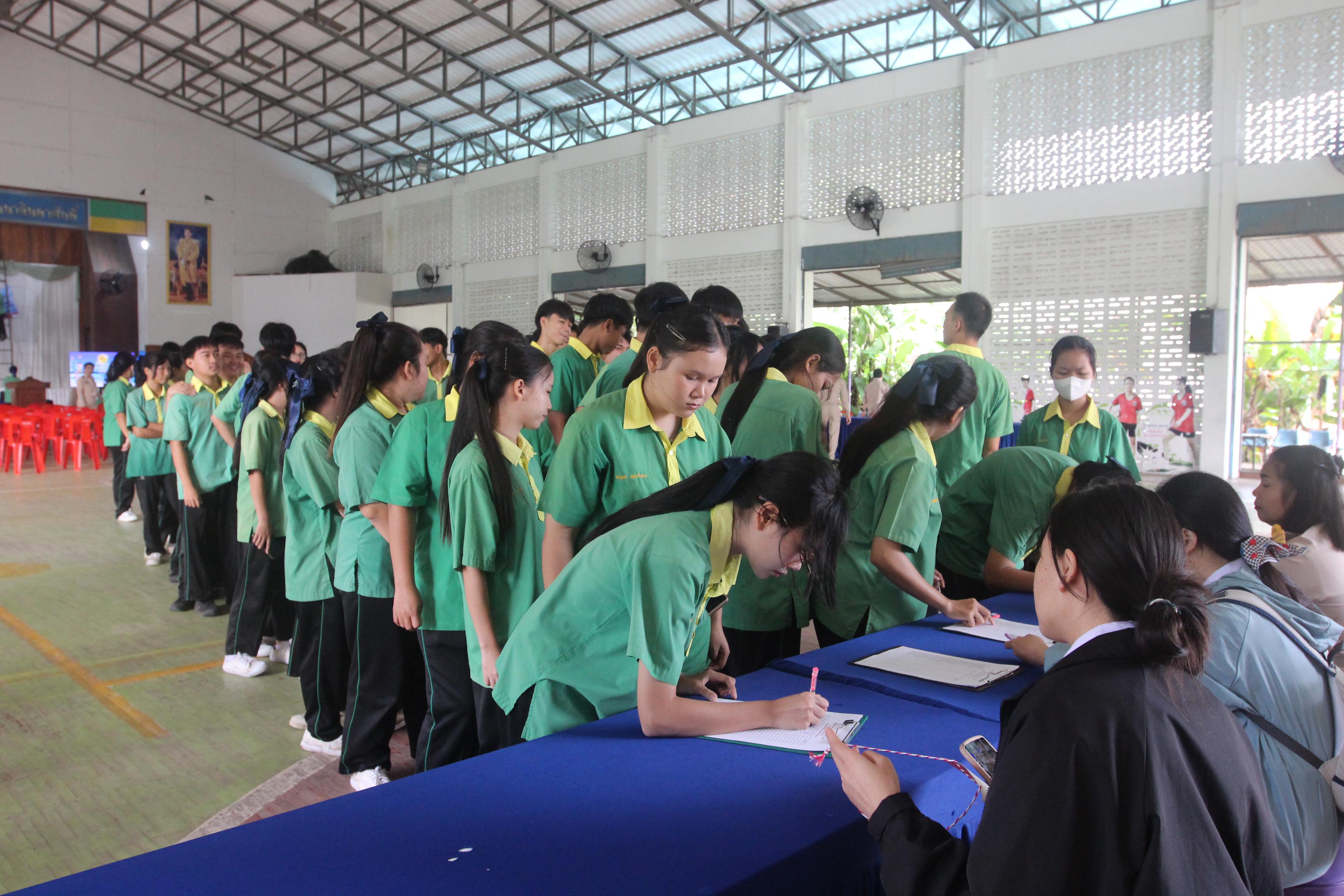 6. กิจกรรมนักศึกษาต่างชาติบริการวิชาการและทัศนศึกษา ครั้งที่ 1