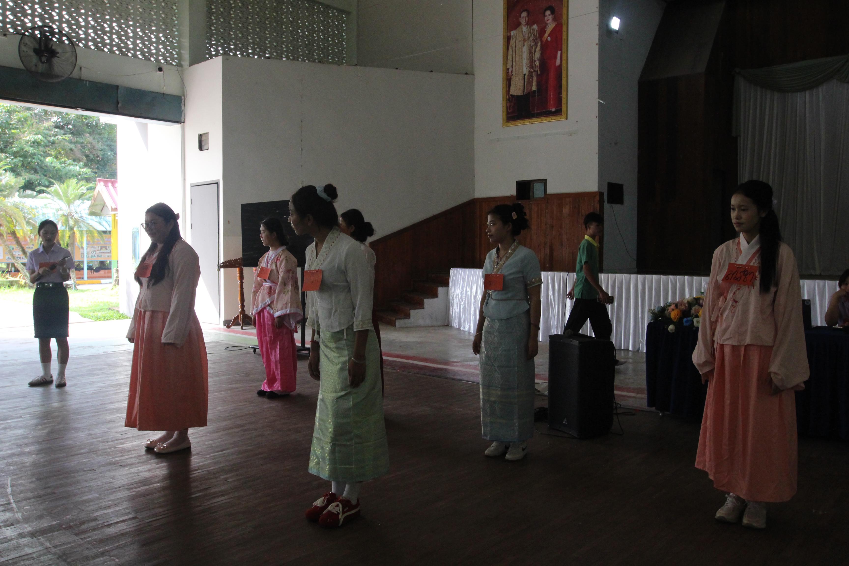 142. กิจกรรมนักศึกษาต่างชาติบริการวิชาการและทัศนศึกษา ครั้งที่ 1