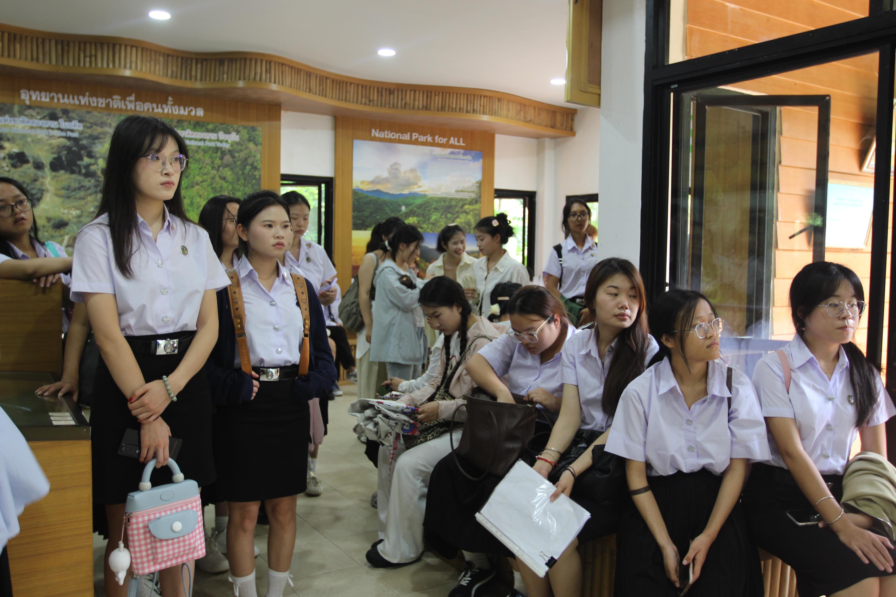 283. กิจกรรมนักศึกษาต่างชาติบริการวิชาการและทัศนศึกษา ครั้งที่ 1