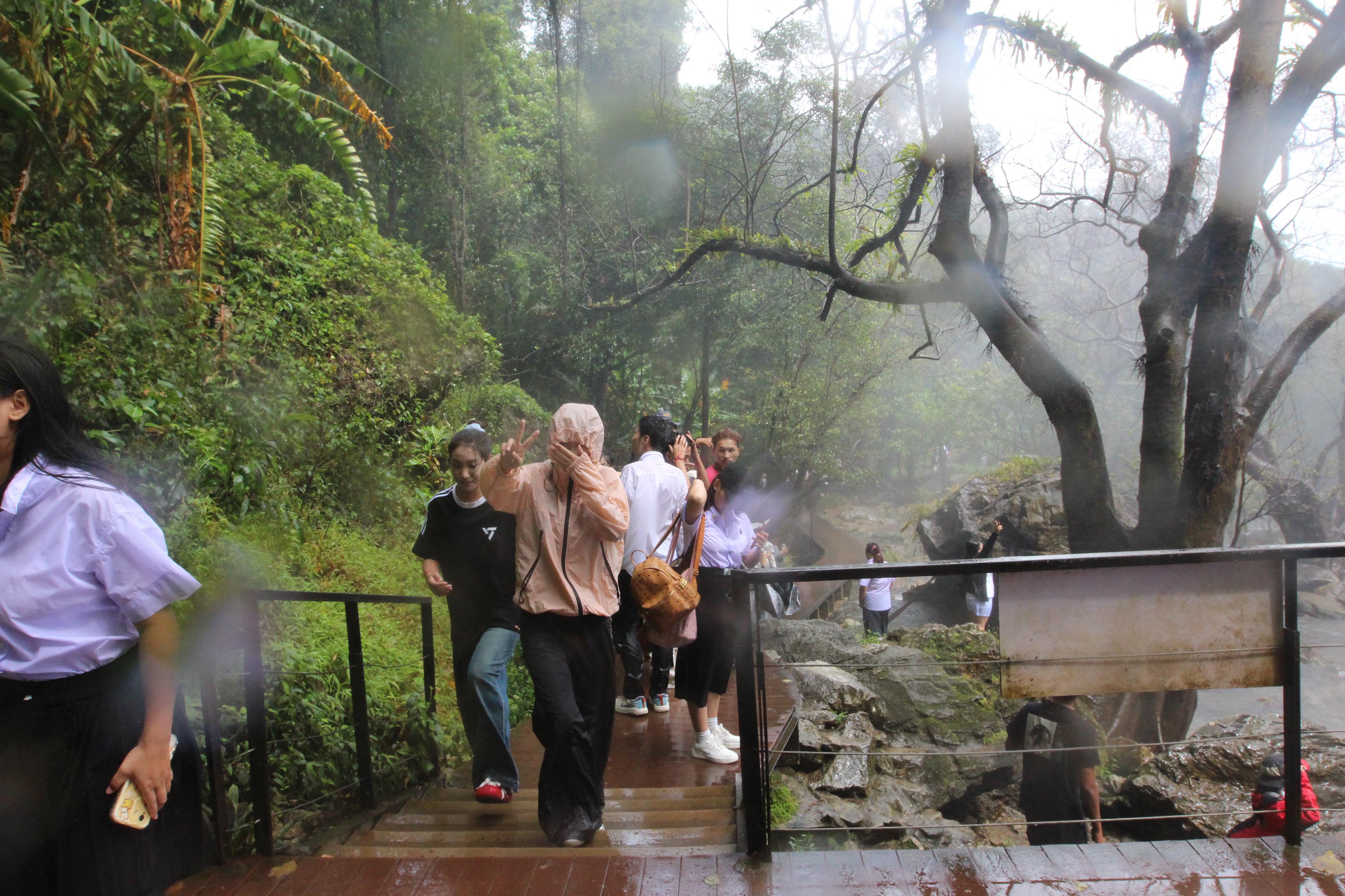 319. กิจกรรมนักศึกษาต่างชาติบริการวิชาการและทัศนศึกษา ครั้งที่ 1