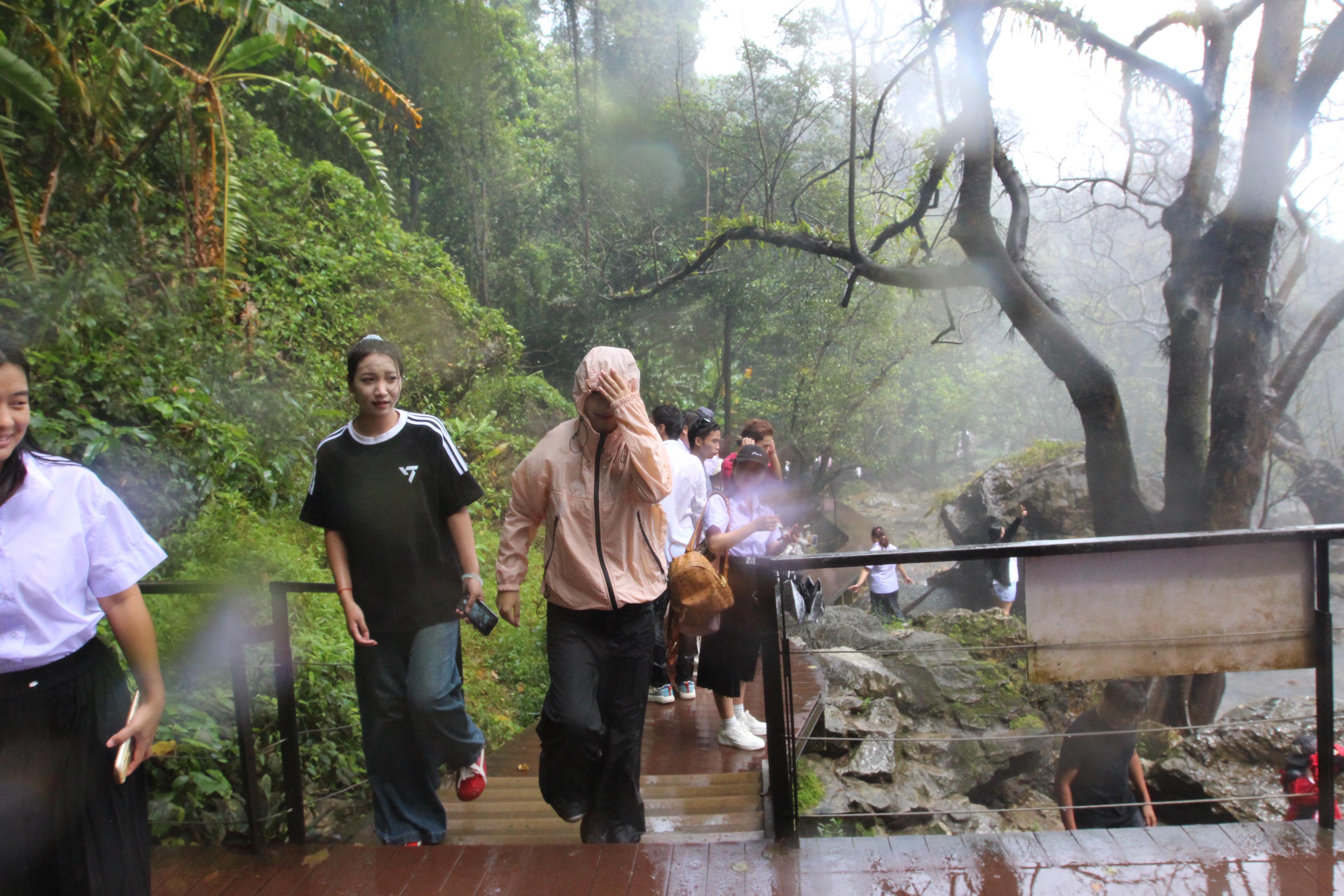 320. กิจกรรมนักศึกษาต่างชาติบริการวิชาการและทัศนศึกษา ครั้งที่ 1