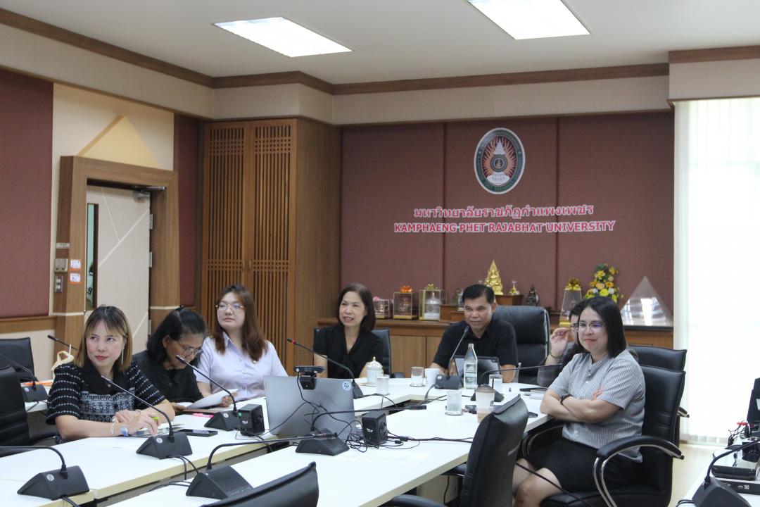 35. ราชภัฏกำแพงเพชรหารือความร่วมมือทางวิชาการในการจัดตั้งศูนย์ฝึกอบรมการแพทย์แผนจีน กับประเทศจีน