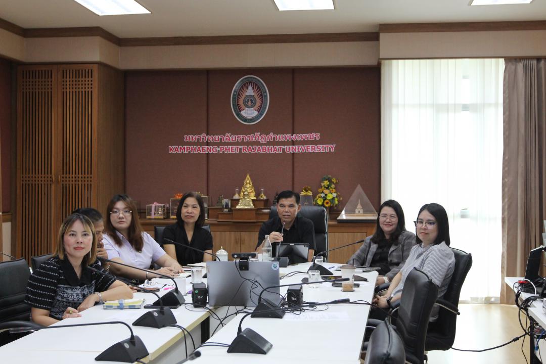 42. ราชภัฏกำแพงเพชรหารือความร่วมมือทางวิชาการในการจัดตั้งศูนย์ฝึกอบรมการแพทย์แผนจีน กับประเทศจีน